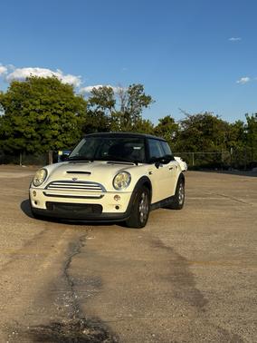 2006 MINI Cooper S Base