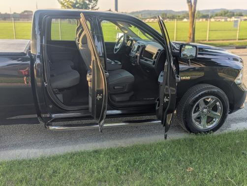 2017 RAM 1500 Tradesman/Express
