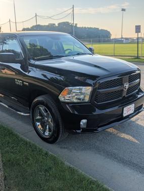 2017 RAM 1500 Tradesman/Express