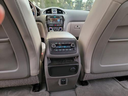 Beige 2014 Buick Enclave Premium