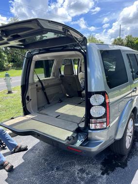 2015 Land Rover LR4 Base