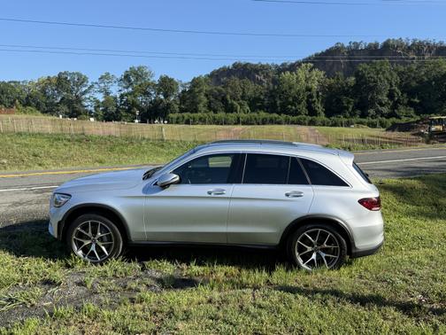 2020 Mercedes-Benz GLC 300 4MATIC