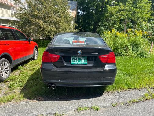 Black 2011 BMW 328 i xDrive