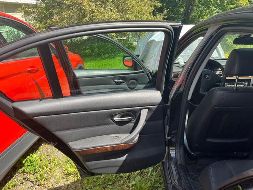 Black 2011 BMW 328 i xDrive