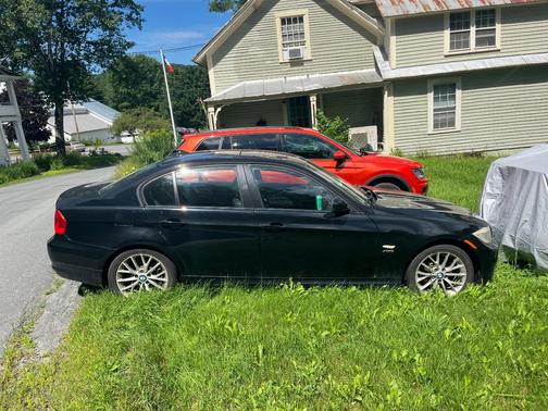 Black 2011 BMW 328 i xDrive