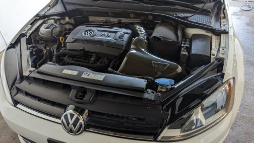 2016 Volkswagen Golf SportWagen TSI S 4-Door