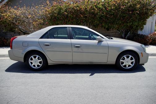 2003 Cadillac CTS Base