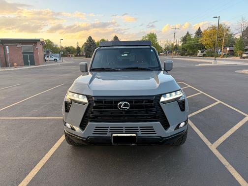 Gray 2024 Lexus GX 550 Premium+