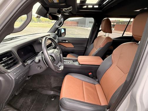Gray 2024 Lexus GX 550 Premium+