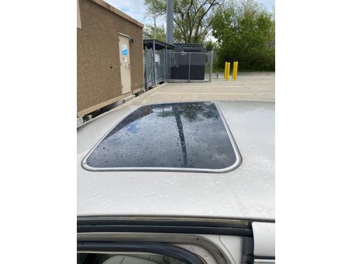 2002 Lincoln Continental Base