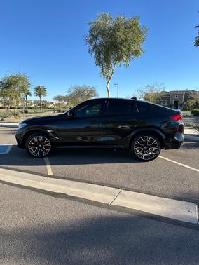 2023 BMW X6 M Base