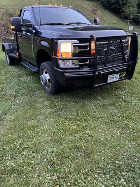 Black 2023 Ford F-350 XLT