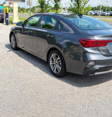 Gray 2023 Kia Forte LXS