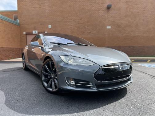 Photo 1 of 15 of 2013 Tesla Model S Performance