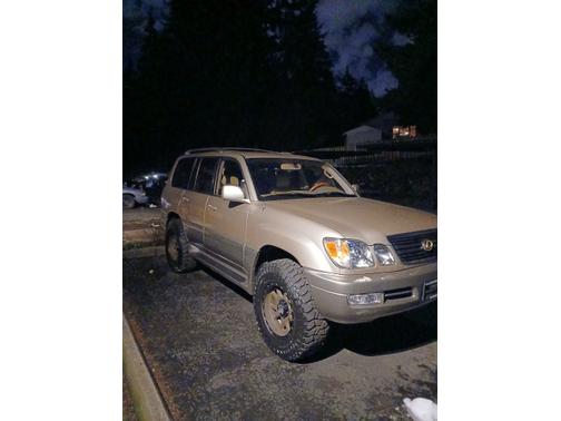 Gold 2000 Lexus LX 470 Base