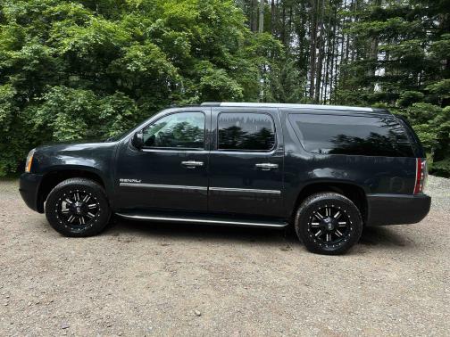 2011 GMC Yukon XL Denali