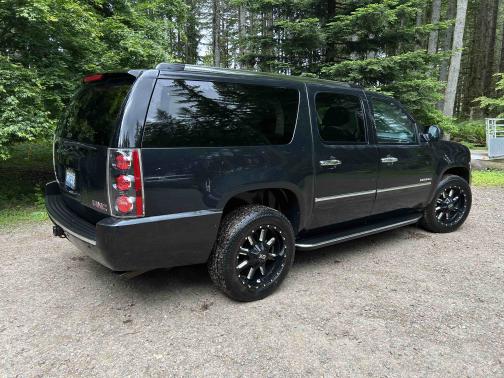 2011 GMC Yukon XL Denali