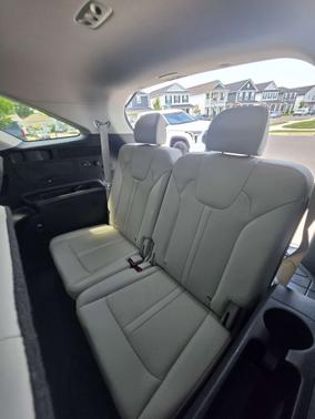 Gray 2022 Kia Sorento Hybrid S