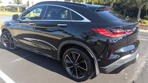 2022 INFINITI QX55 LUXE