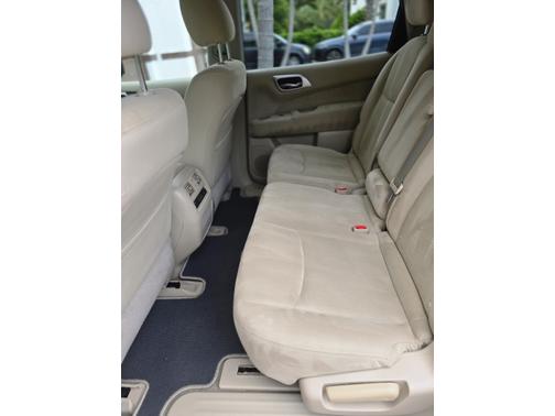 2014 Nissan Pathfinder S