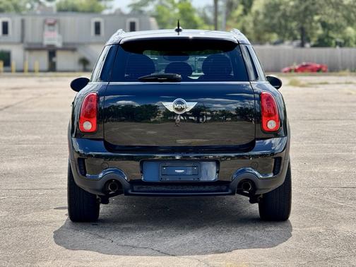 2016 MINI Countryman Cooper S