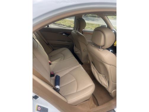 White 2009 Mercedes-Benz E-Class E 350 4MATIC