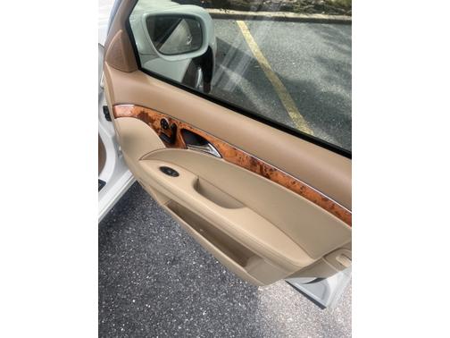 White 2009 Mercedes-Benz E-Class E 350 4MATIC