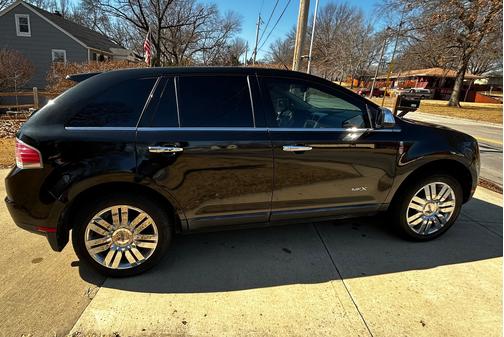 2010 Lincoln MKX Base