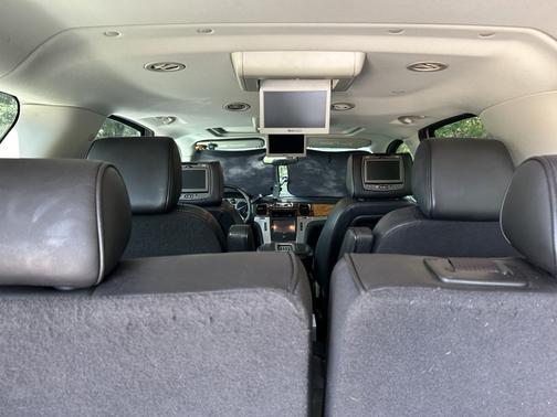2013 Cadillac Escalade ESV Platinum Edition