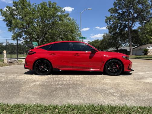 2023 Honda Civic Type R Base
