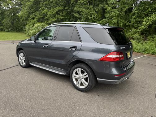 Gray 2014 Mercedes-Benz M-Class ML 350 4MATIC