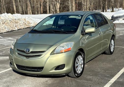 2007 Toyota Yaris Base