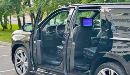 2025 Cadillac Escalade Sport Platinum