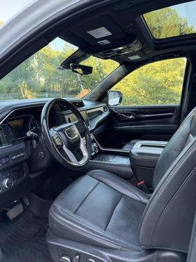 White 2021 GMC Yukon Denali