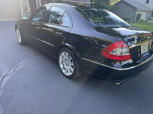 Black 2008 Mercedes-Benz E-Class E 350 4MATIC