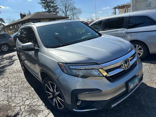 2019 Honda Pilot Touring 8-Passenger