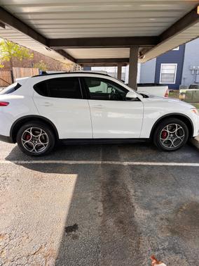 2018 Alfa Romeo Stelvio Sport