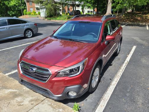 2018 Subaru Outback 2.5i Premium