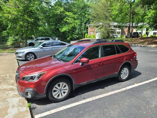 2018 Subaru Outback 2.5i Premium