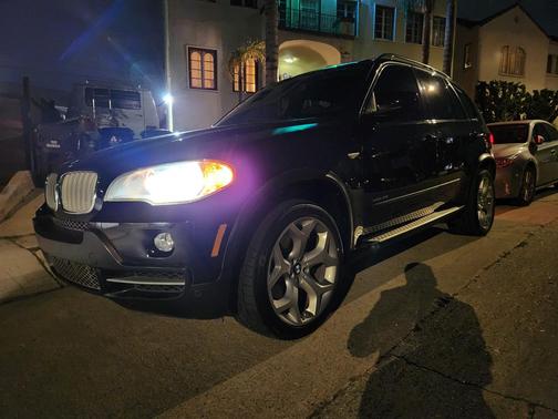 Black 2009 BMW X5 xDrive48i