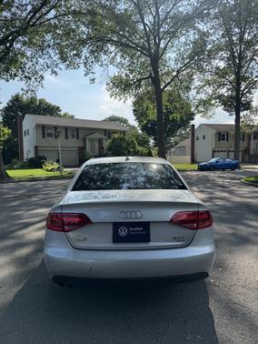 2009 Audi A4 2.0T Premium quattro