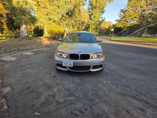 Beige 2008 BMW 135 i
