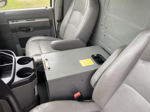 2012 Ford E350 Super Duty Cargo