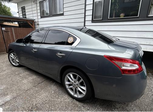 2010 Nissan Maxima SV