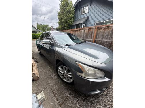 2010 Nissan Maxima SV