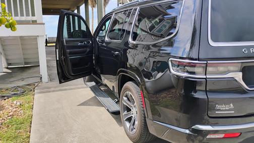 Black 2022 Jeep Grand Wagoneer Series I