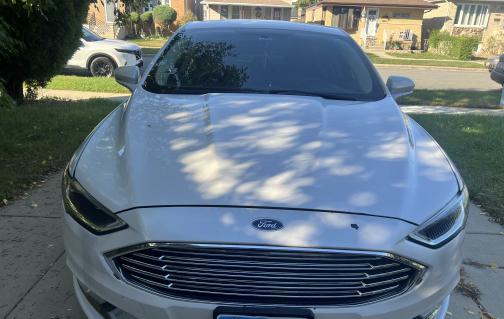 White 2017 Ford Fusion SE
