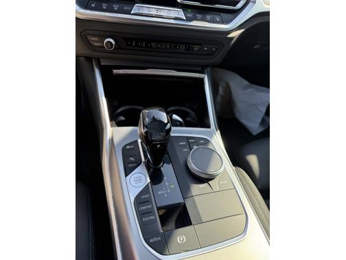 2021 BMW 330 i