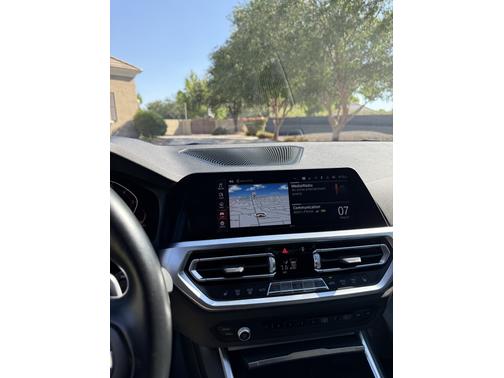 2021 BMW 330 i