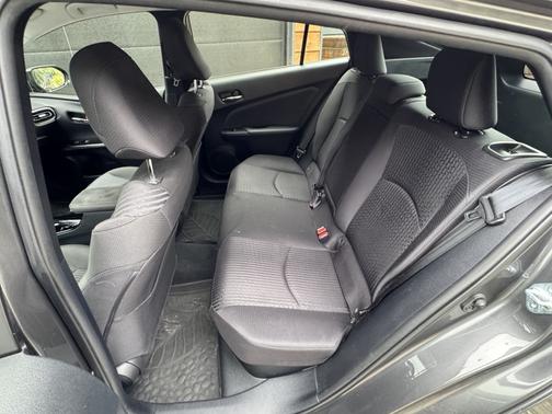 2017 Toyota Prius Three